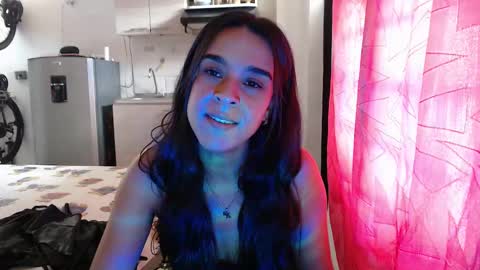 franfinee online show from 4, 10, 2025