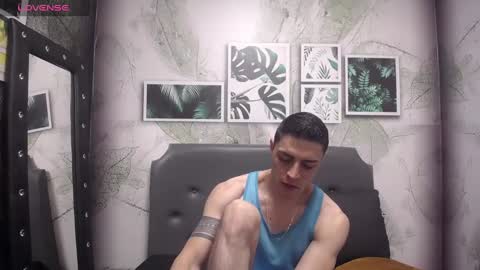 Snapshot of frank_millers chatting on 1, 2, 2025 Frank online show from 1, 2, 2025