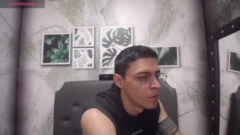 Snapshot of frank_millers chatting on 5, 2, 2025 Frank online show from 5, 2, 2025