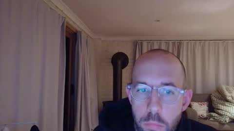 frank_perry2332 online show from 8, 5, 2026