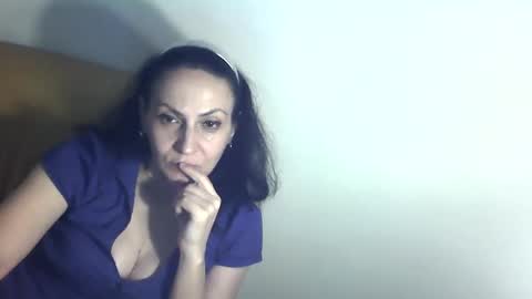 frankieteasing online show from 30, 1, 2025