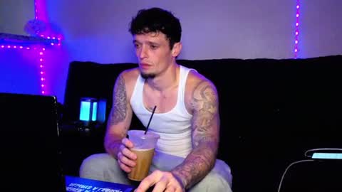 Snapshot of frankoafterdark chatting on 2, 11, 2025 Franco online show from 2, 11, 2025