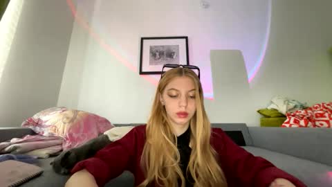 Snapshot of franny_fresh chatting on 26, 2, 2026 franny_fresh online show from 26, 2, 2026