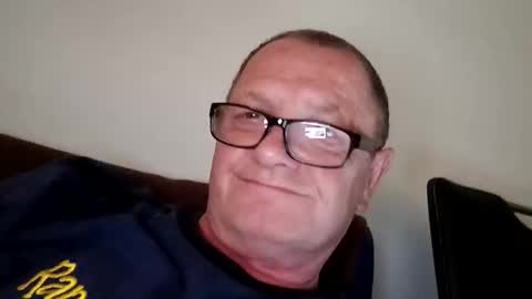 Wolfi online show from 20, 10, 2025