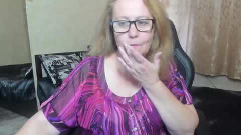 FrauMartha online show from 27, 9, 2025