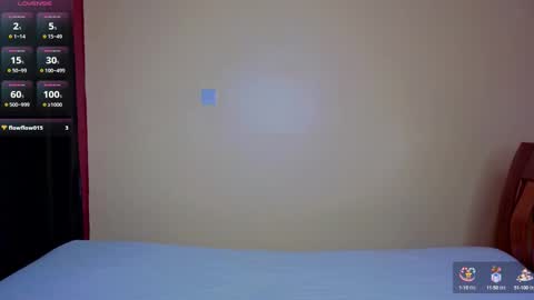 Snapshot of freakky_nessa chatting on 23, 9, 2025 Nessa-Independent model online show from 23, 9, 2025