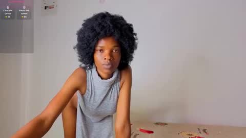 Snapshot of freakky_nessa chatting on 13, 11, 2025 Nessa-Independent model online show from 13, 11, 2025