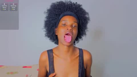 Snapshot of freakky_nessa chatting on 17, 11, 2025 Nessa-Independent model online show from 17, 11, 2025