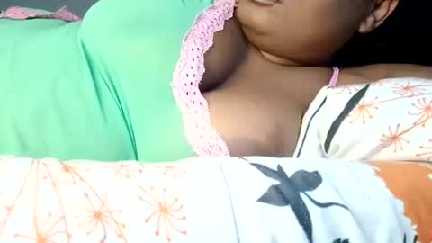 Snapshot of freaky08 chatting on 2, 12, 2024 freaky08 online show from 2, 12, 2024