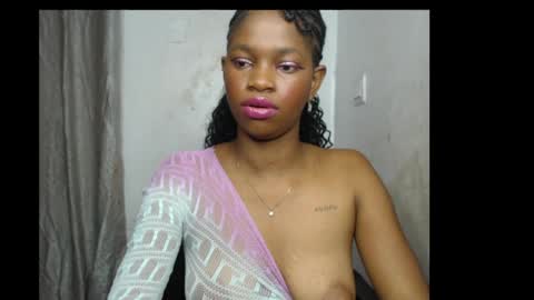 Freaky girl23 online show from 4, 5, 2026
