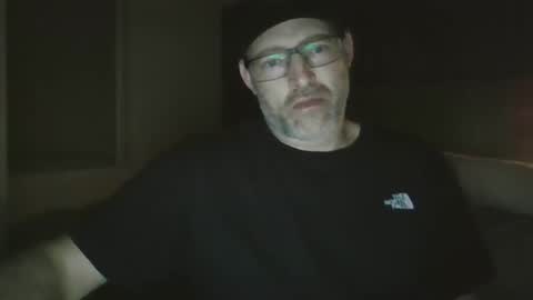 Snapshot of fred177771558049 chatting on 28, 3, 2026 fred177771558049 online show from 28, 3, 2026