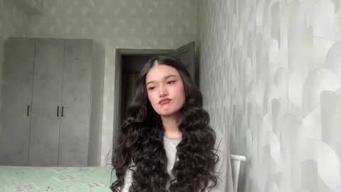 Mia online show from 11, 6, 2026
