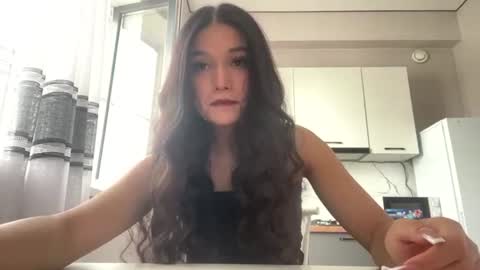 Mia online show from 19, 6, 2026