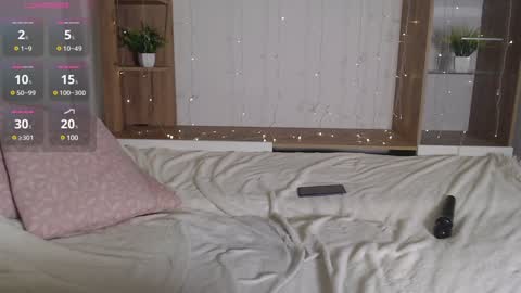 frederica_ online show from 12, 1, 2025