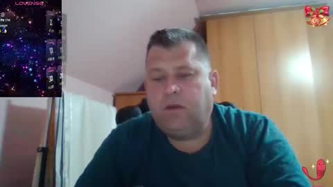 freeboy80180 online show from 28, 2, 2025