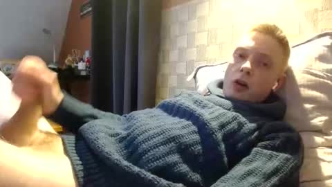 Snapshot of french59121 chatting on 17, 12, 2024 Antoine online show from 17, 12, 2024