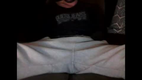 Snapshot of french_dick_20 chatting on 8, 11, 2025 french_dick_20 online show from 8, 11, 2025