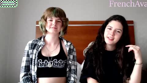 Ava online show from 10, 4, 2026