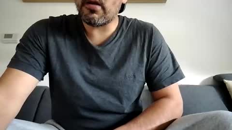 Horny french hard online show from 23, 11, 2025