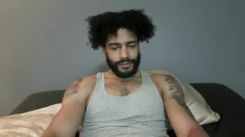 Snapshot of frenchyexpress chatting on 4, 10, 2025 Frenchyexpress online show from 4, 10, 2025