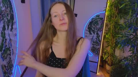 Freya online show from 7, 12, 2024