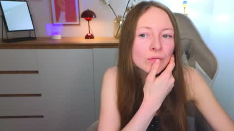 Freya online show from 10, 12, 2024