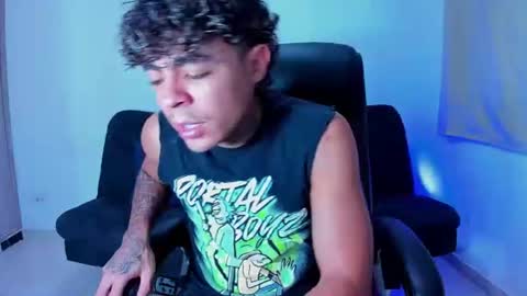 freyva_ online show from 14, 6, 2026