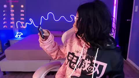 frida_lassi_ online show from 4, 3, 2025