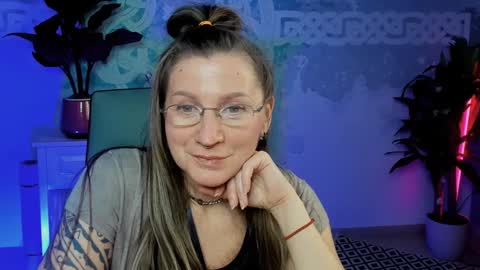 Frida Tander online show from 26, 1, 2025