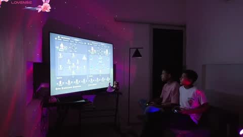 Bella Fran Steven and Pepe online show from 26, 12, 2024