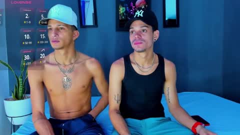 Snapshot of friendsofeverything_ chatting on 4, 2, 2025 Adam y pitter online show from 4, 2, 2025