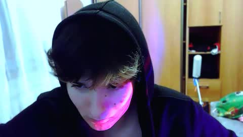 frill1 online show from 8, 3, 2026