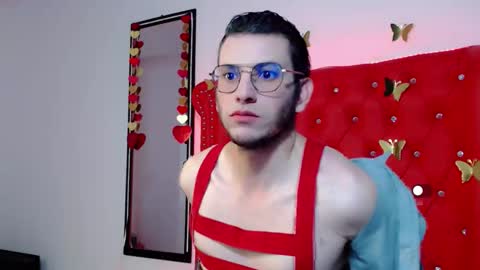 Snapshot of frithu_sex chatting on 10, 4, 2026 frithu_sex online show from 10, 4, 2026