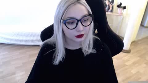 Snapshot of fromsun_forsoul chatting on 13, 2, 2025 Lilith online show from 13, 2, 2025