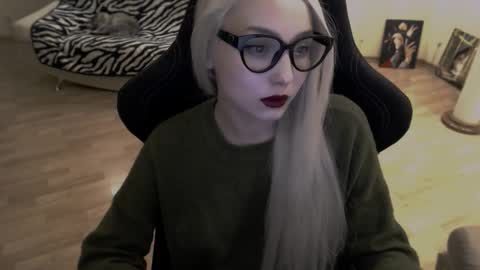 Snapshot of fromsun_forsoul chatting on 23, 10, 2025 Lilith online show from 23, 10, 2025