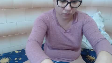 Ella online show from 9, 1, 2025