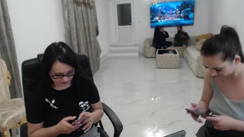 Angelique online show from 1, 12, 2024