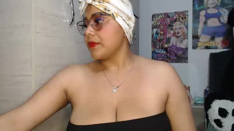 Mia and Gary  online show from 2, 11, 2025