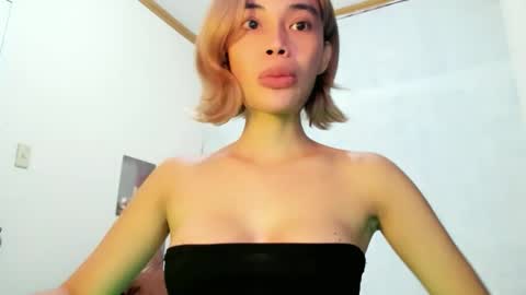 fuckingsexy143 online show from 11, 5, 2026
