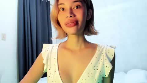 fuckingsexy143 online show from 11, 6, 2026