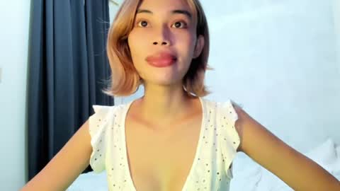 fuckingsexy143 online show from 23, 6, 2026