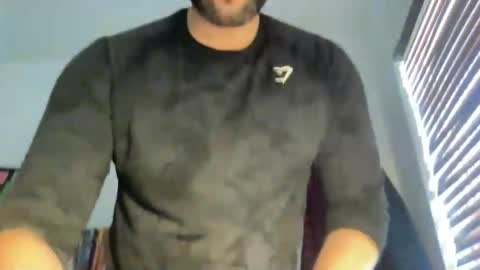 Muscle Bear Jock in Training online show from 29, 3, 2026