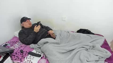 Fuckdirtymen online show from 2, 3, 2025