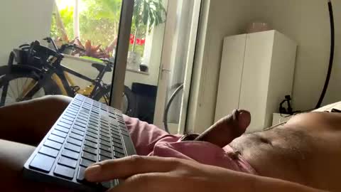 Snapshot of fuklicious chatting on 17, 2, 2025 fuklicious online show from 17, 2, 2025