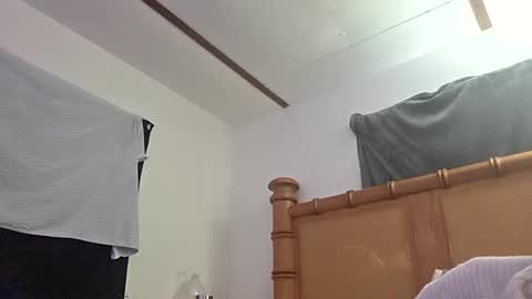 Astrid online show from 3, 12, 2025