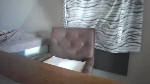 fundude1993 online show from 10, 3, 2025