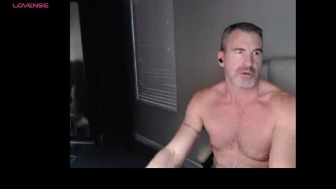 Snapshot of funfitmalelv2 chatting on 3, 2, 2026 funfitmalelv2 online show from 3, 2, 2026