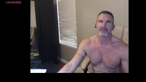 Snapshot of funfitmalelv2 chatting on 3, 2, 2026 funfitmalelv2 online show from 3, 2, 2026