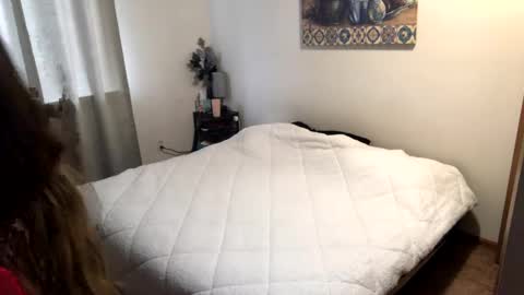 Linnys Palace online show from 26, 2, 2025