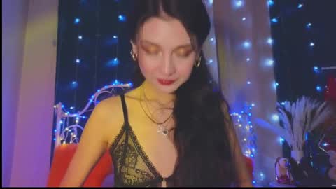 Tiffany online show from 5, 3, 2025